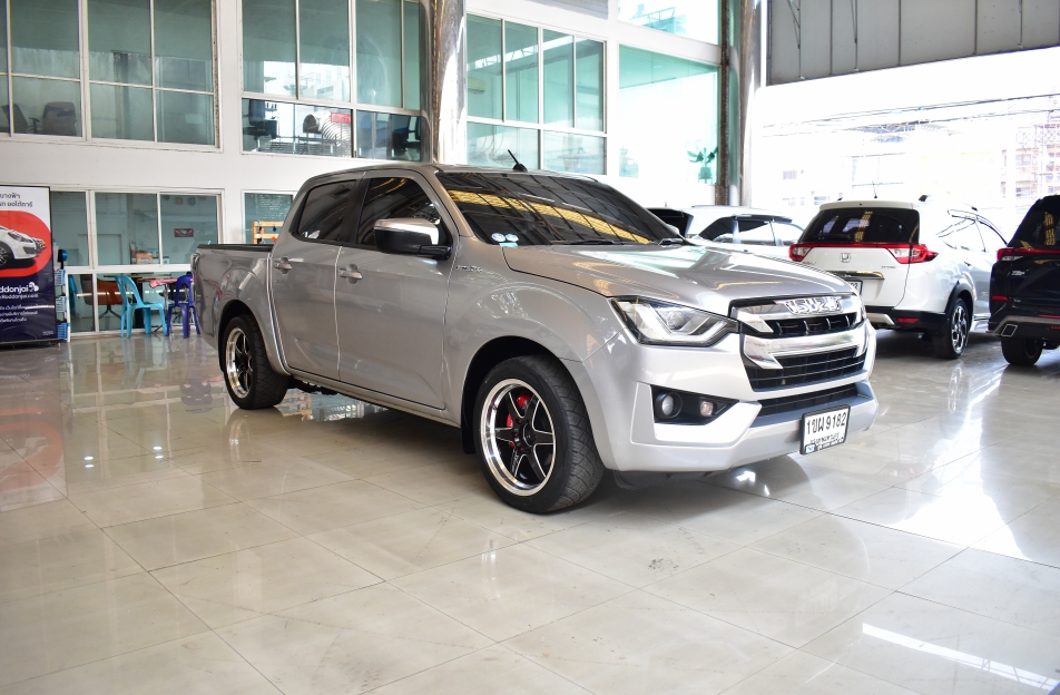 ISUZU All new 4Dr L DA