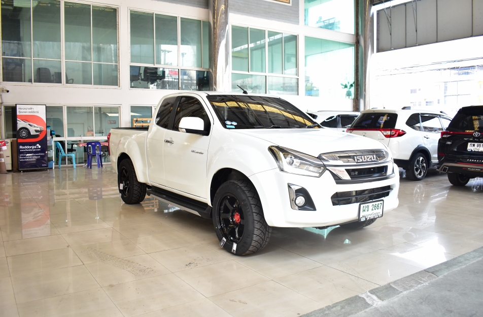 ISUZU HILANDER CAB L