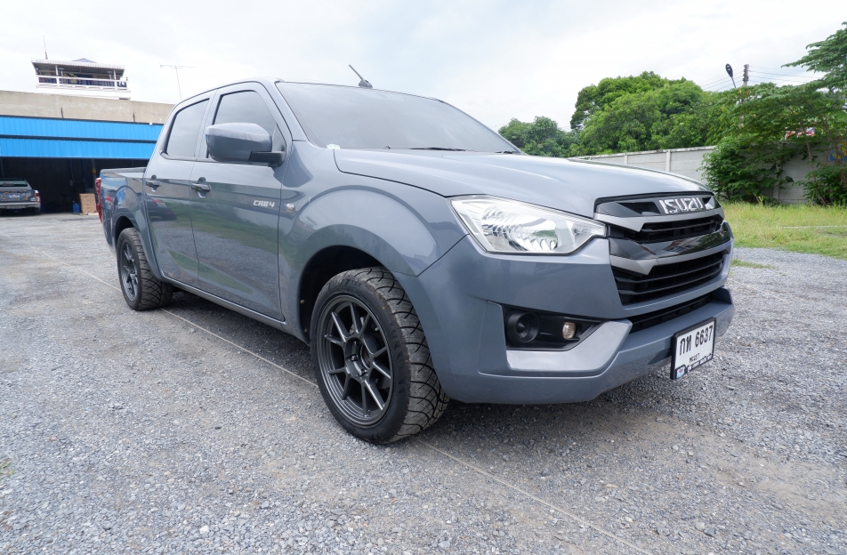 ISUZU ALL NEW 4DR S DA